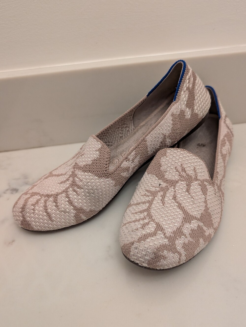 Rothy’s The Loafer Petal Lily Floral Print Retired Round Toe Flat Cream Size 6.5